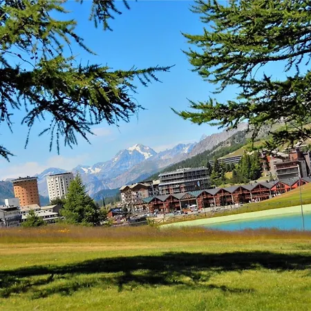 Appartamento Tracce Di Neve With Parking For 4 - Happy Rentals * سيستريير